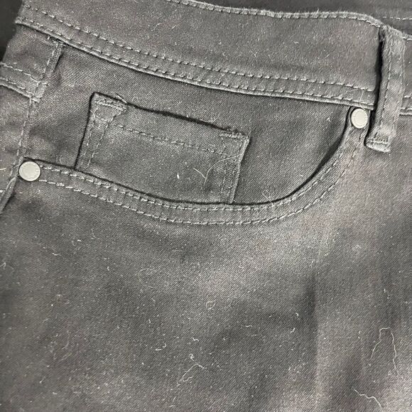 Avenue Butter Denim NWT Black Bootcut Jeans Scalloped Raw Hem Sz 30A - Picture 4 of 14